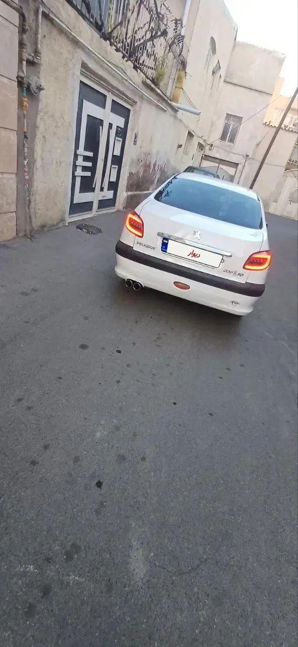 پژو ۲۰۶ صندوق دار v8 - 1394