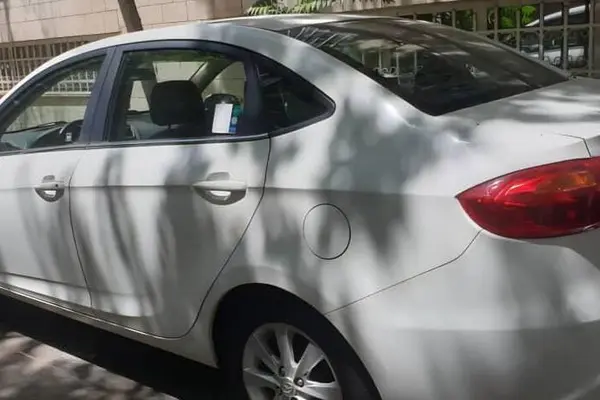 جک J4 اتوماتیک ساده - 1400