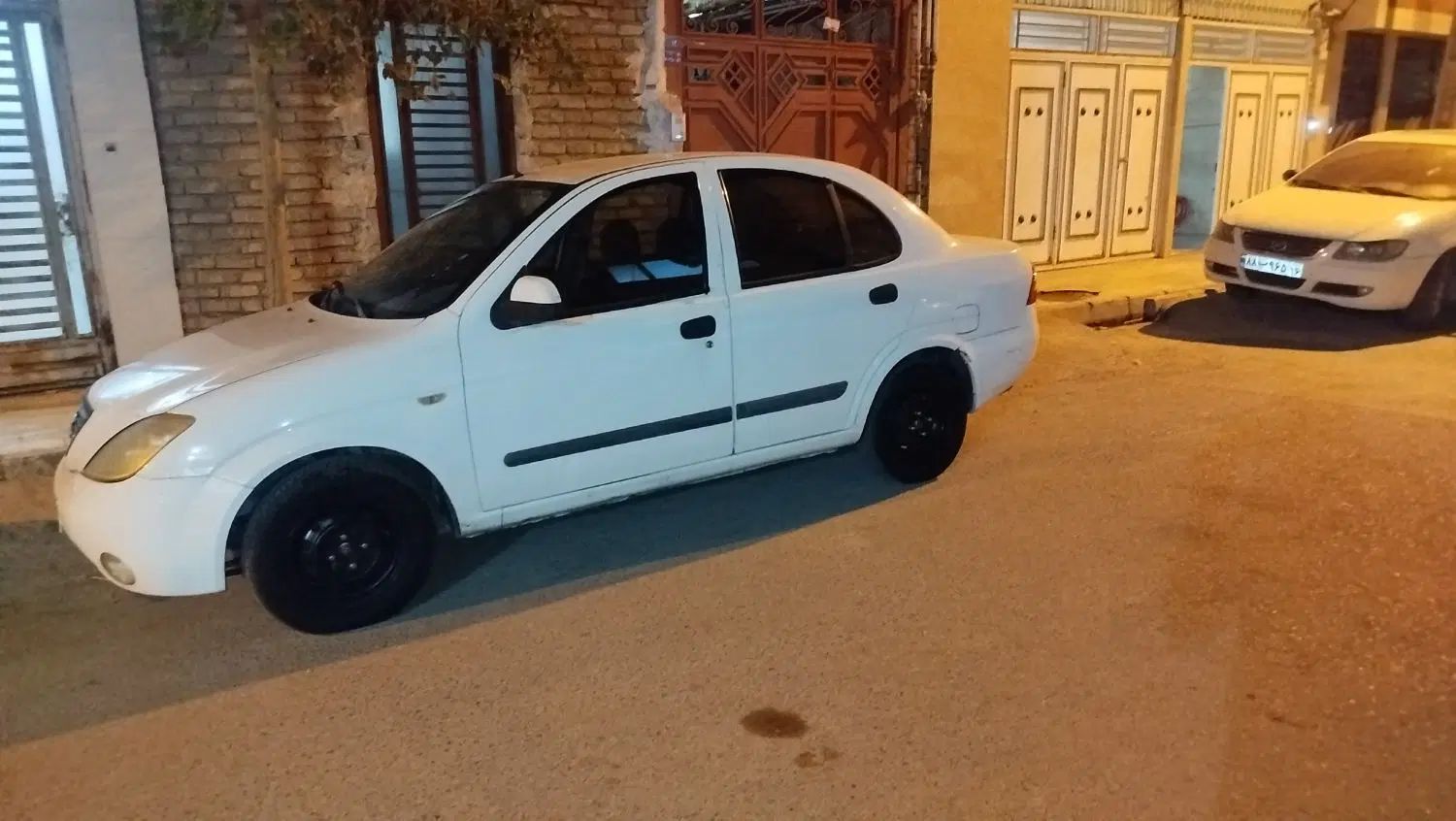 تیبا صندوق دار EX - 1395