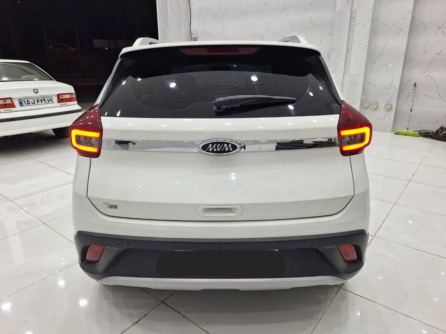 ام وی ام X22 دنده‌ای لاکچری - 1399