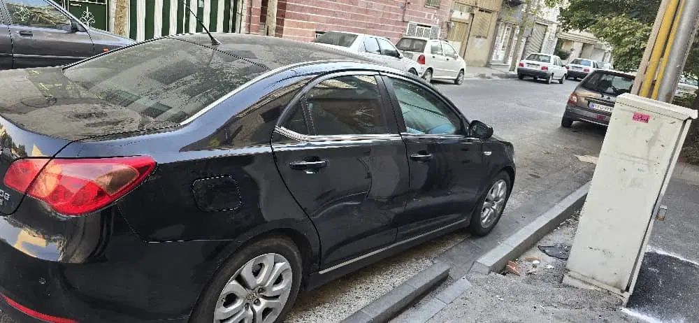 ام جی 550 اتوماتیک - 2010