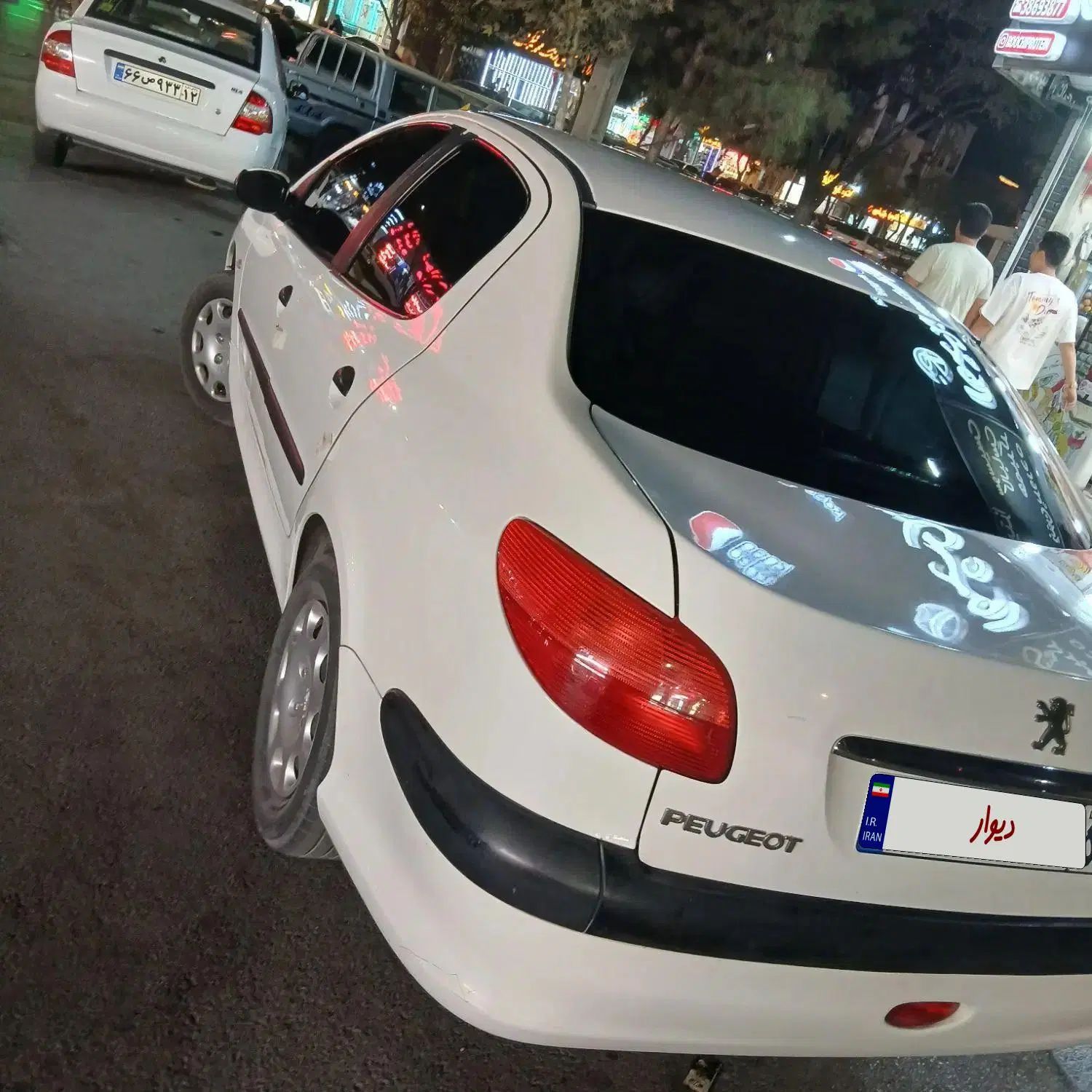 پژو ۲۰۶ صندوق دار v8 - 1389