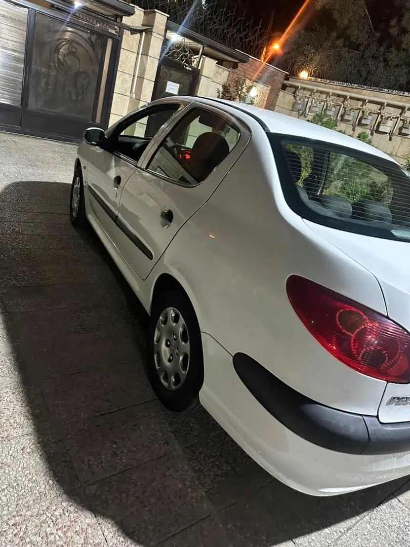 پژو ۲۰۶ صندوق دار v8 - 1395