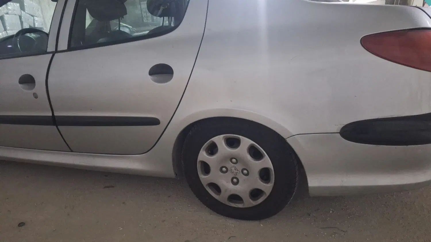 پژو ۲۰۶ صندوق دار v8 - 1385