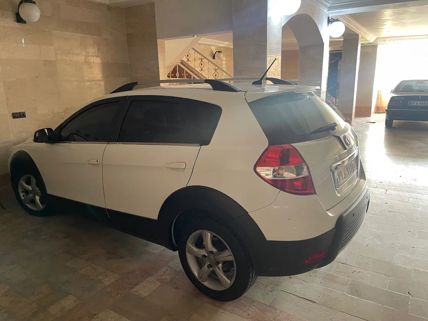 دانگ فنگ H30 کراس اتوماتیک - 1396