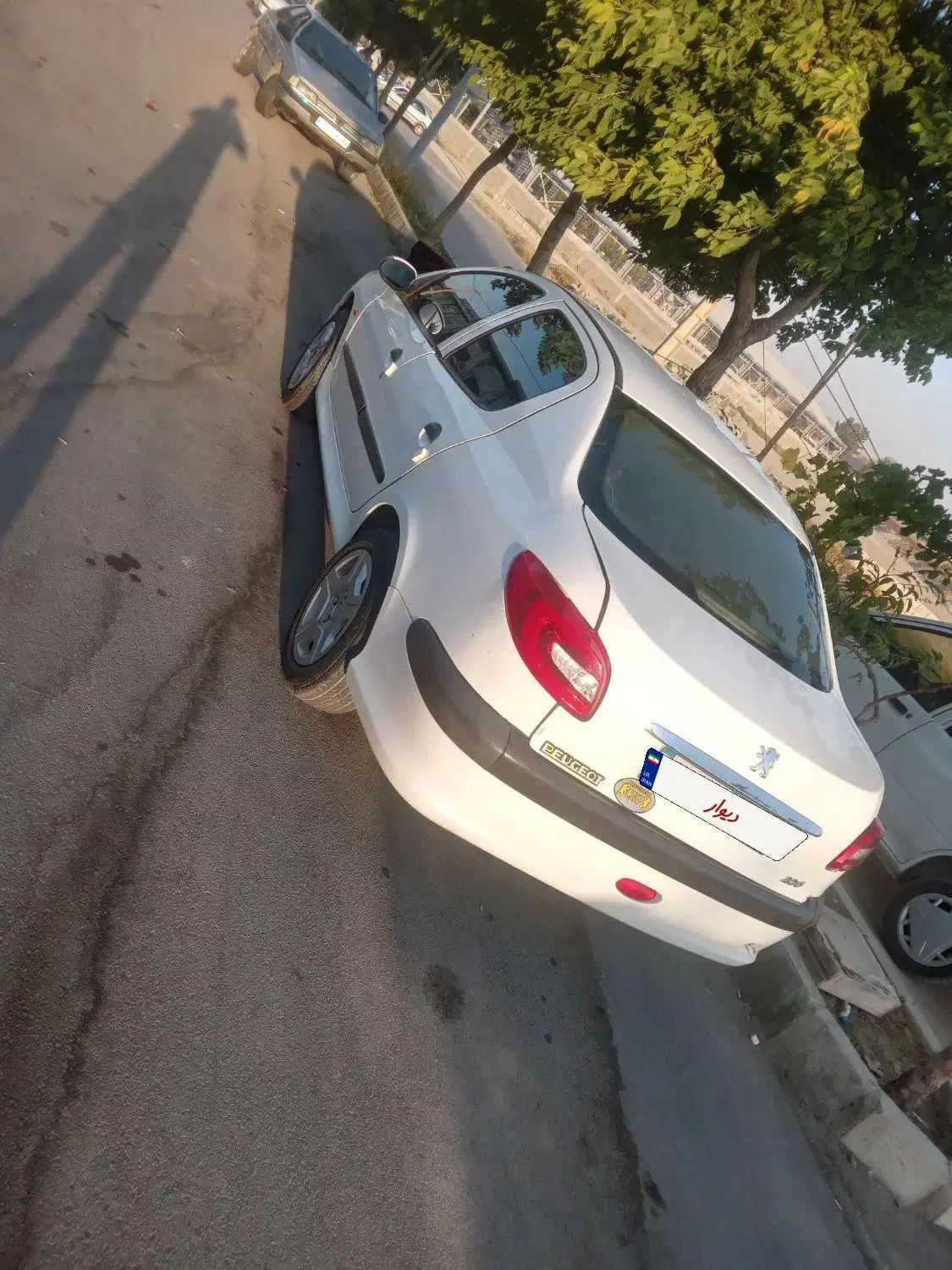 پژو ۲۰۶ صندوق دار v8 - 1386