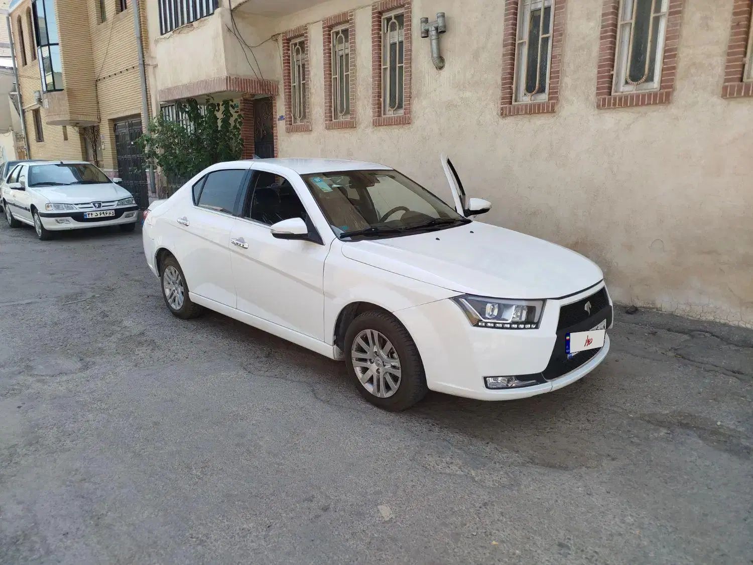 دنا پلاس توربو 6 دنده - 1403