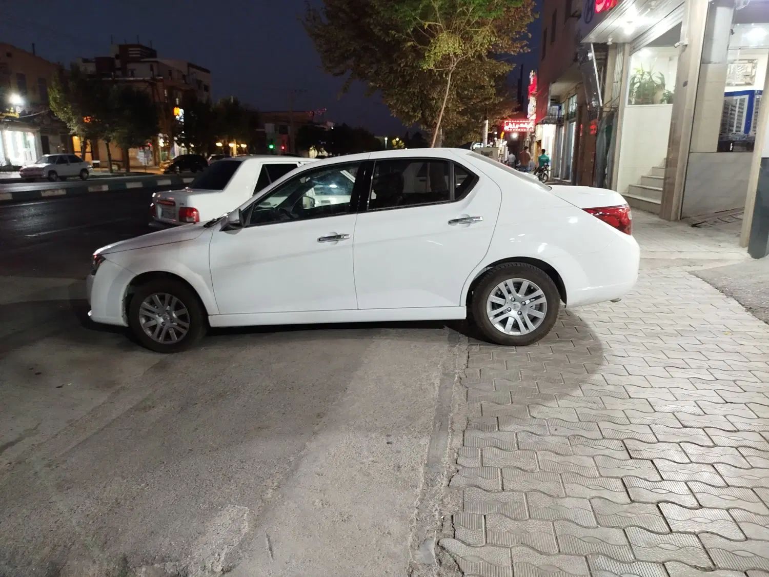 دنا پلاس توربو 6 دنده - 1403