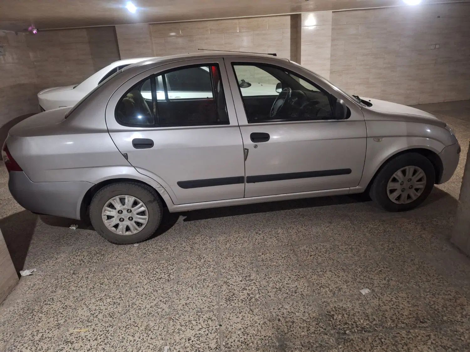 تیبا صندوق دار SX - 1391