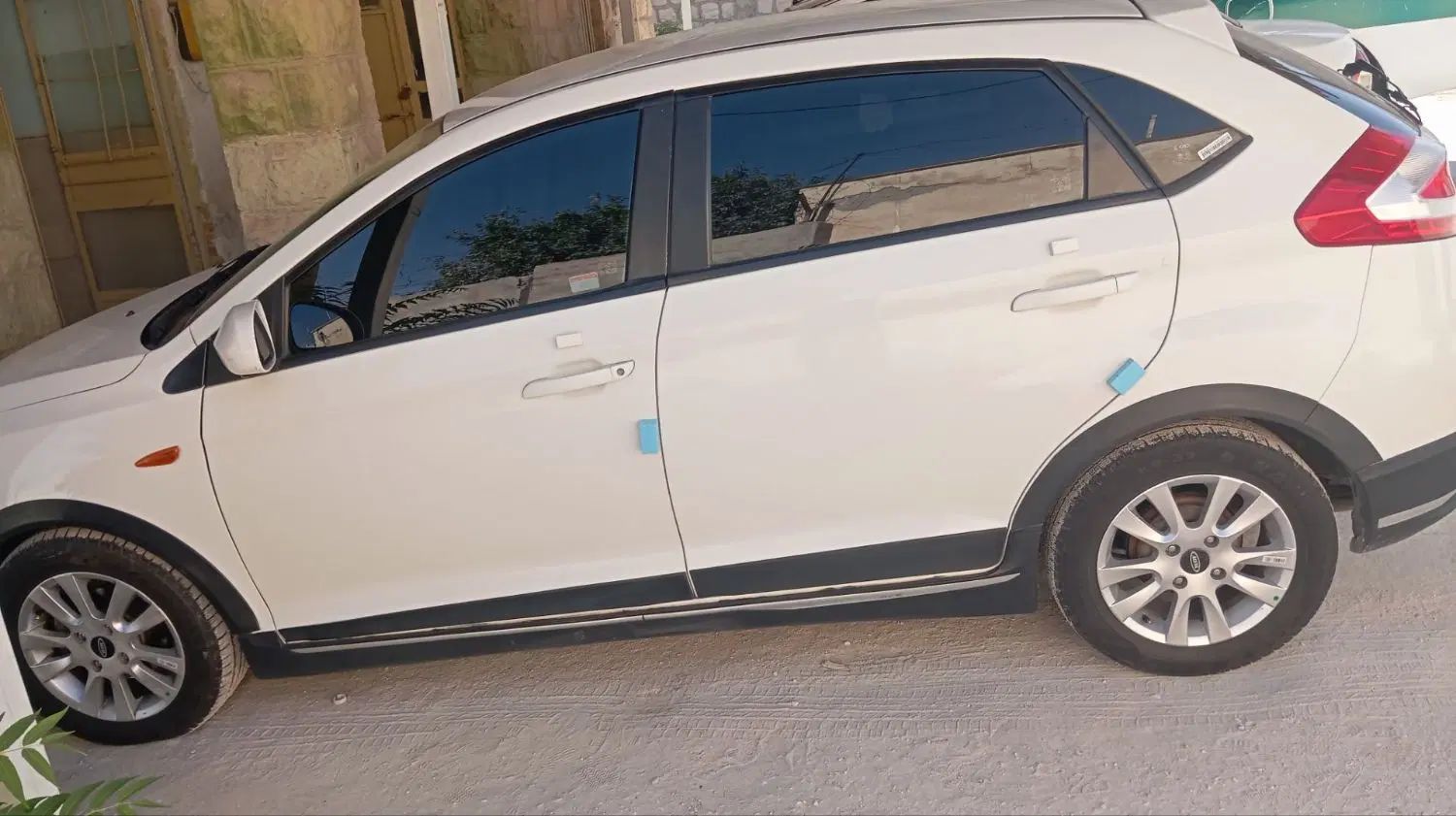 خودرو ام وی ام، 315 هاچ بک آگهی ann_20376237