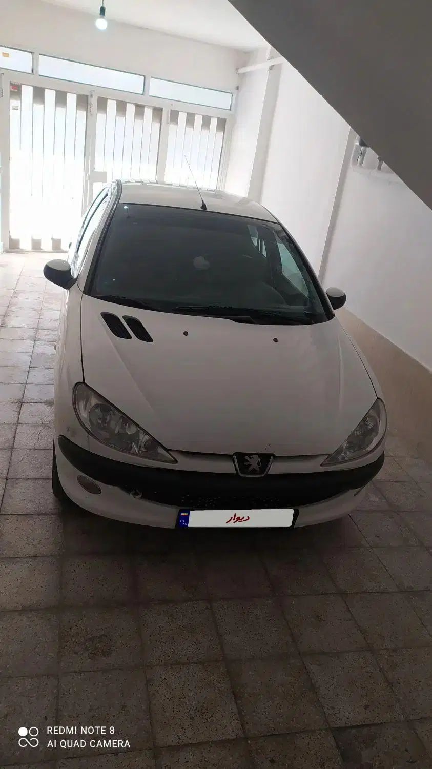 پژو ۲۰۶ صندوق دار v8 - 1390