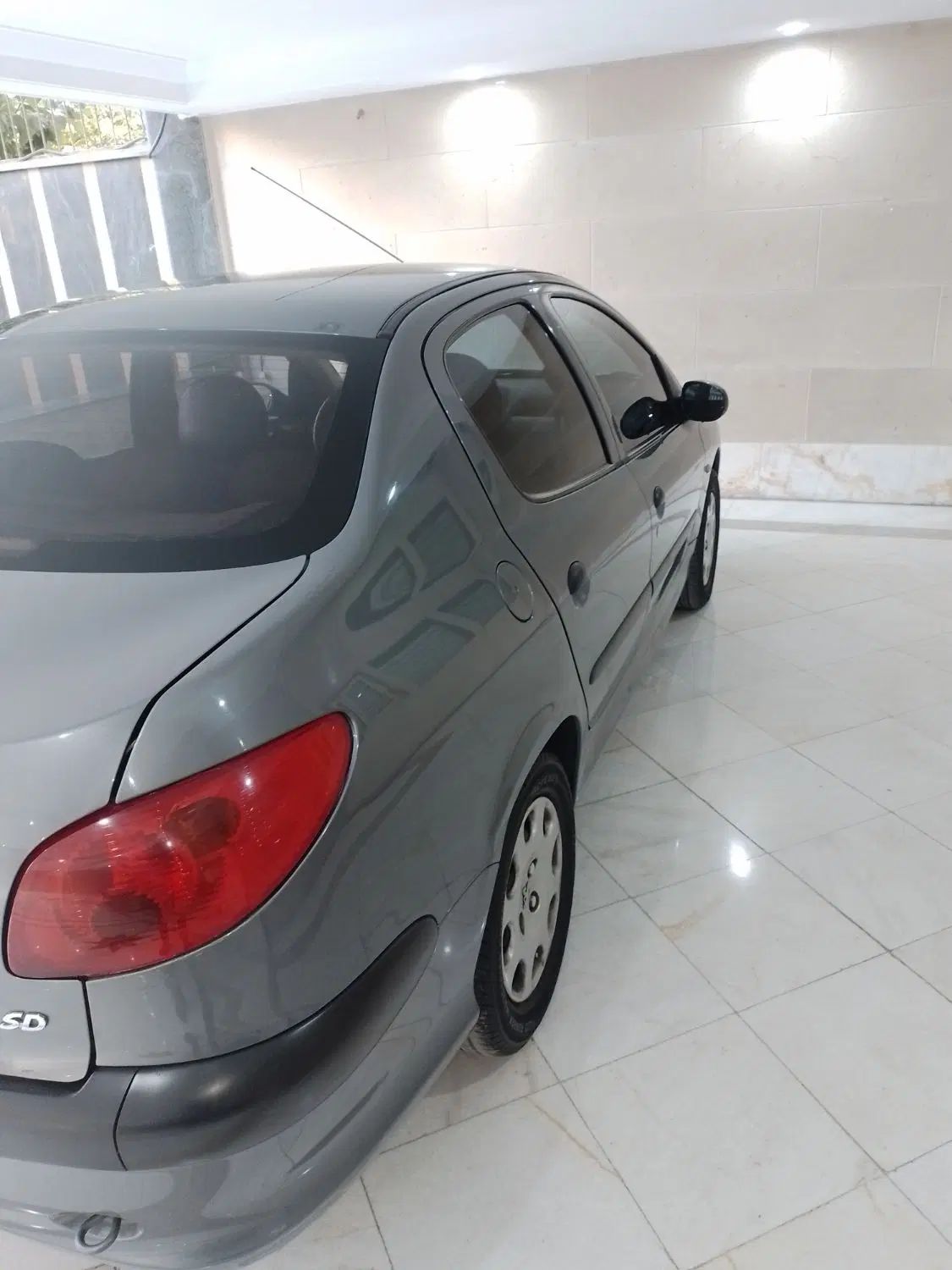 پژو ۲۰۶ صندوق دار v8 - 1395