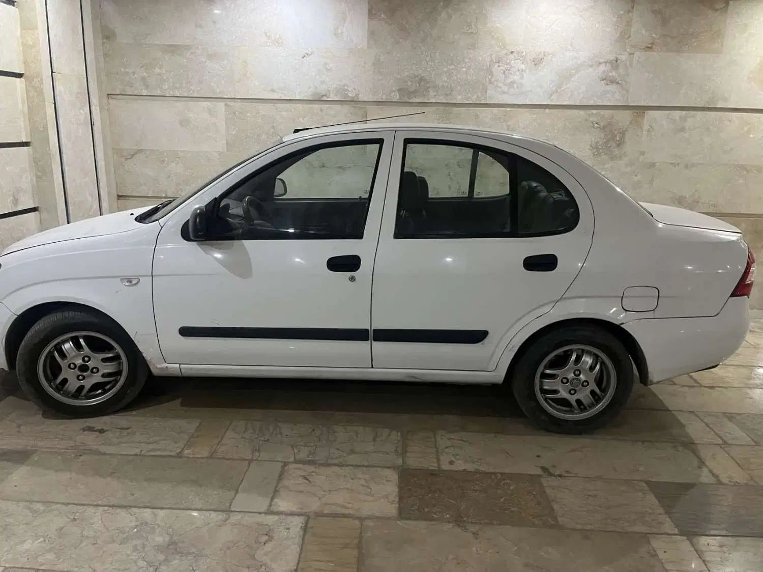 تیبا صندوق دار EX - 1394