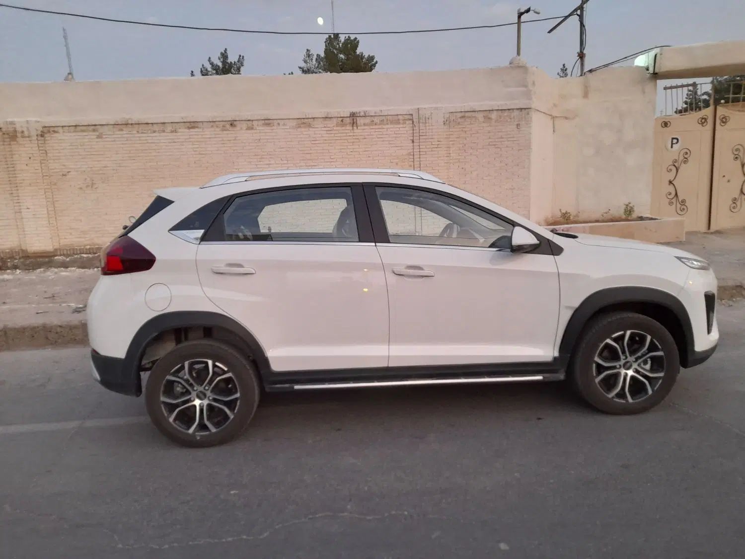 ام وی ام X22 دنده ای اسپرت لاکچری - 1402