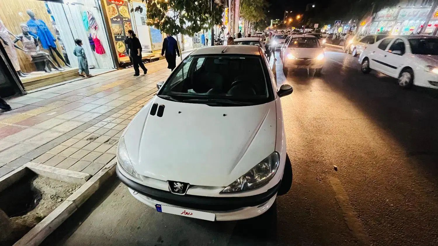 پژو ۲۰۶ صندوق دار v8 - 1396
