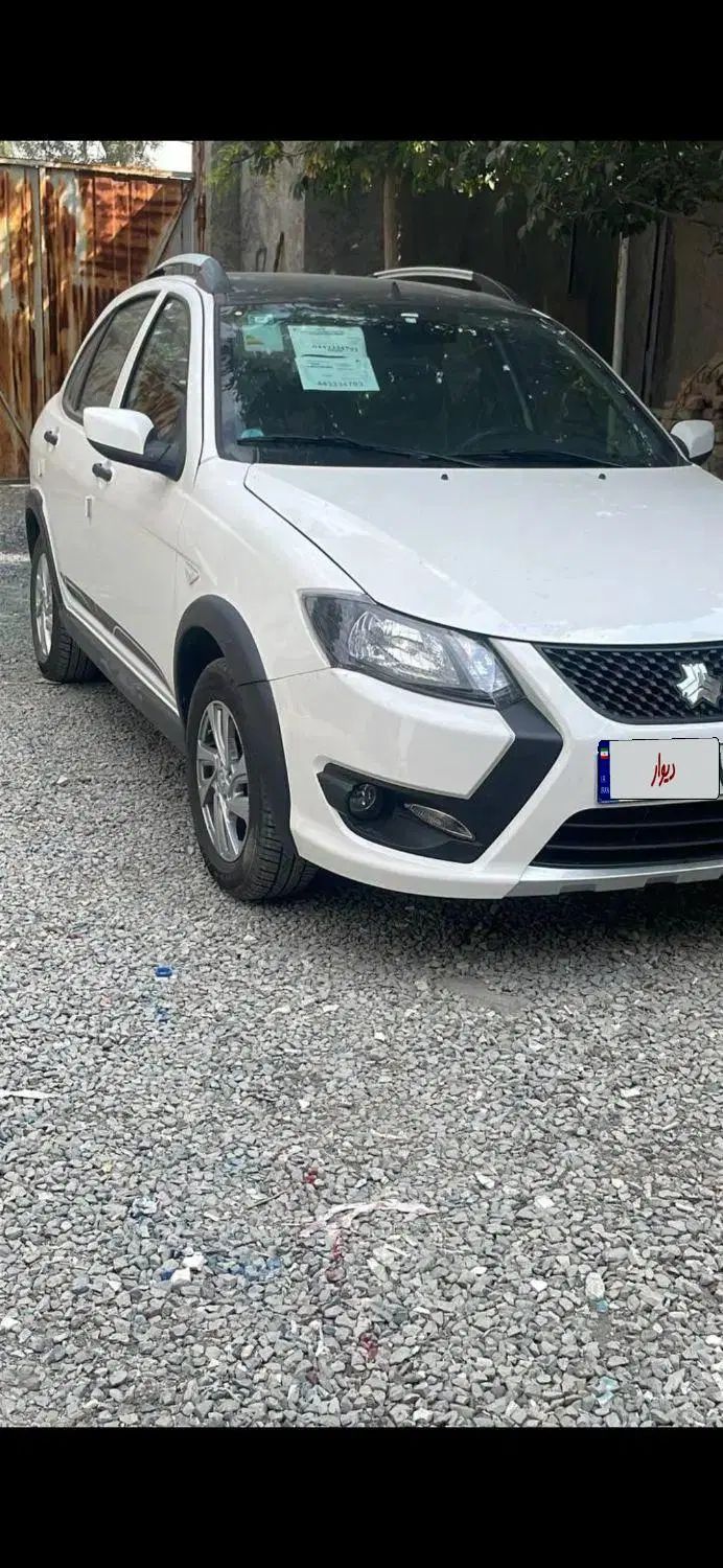 کوییک R دنده‌ای - 1404