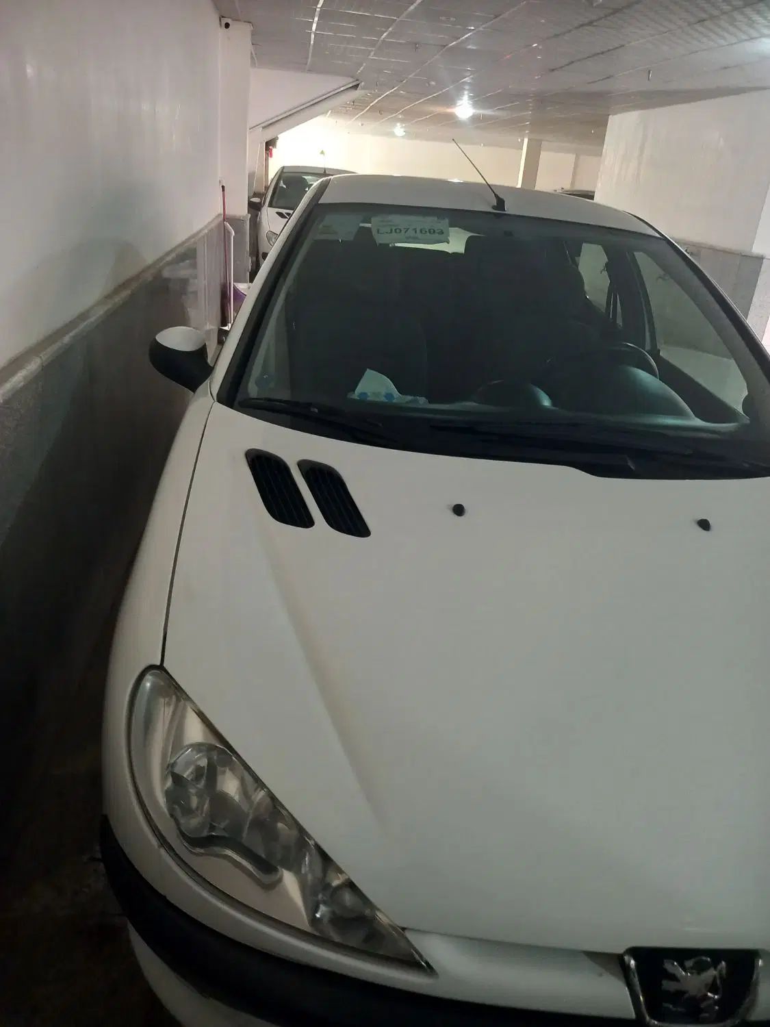 پژو ۲۰۶ صندوق دار v8 - 1399