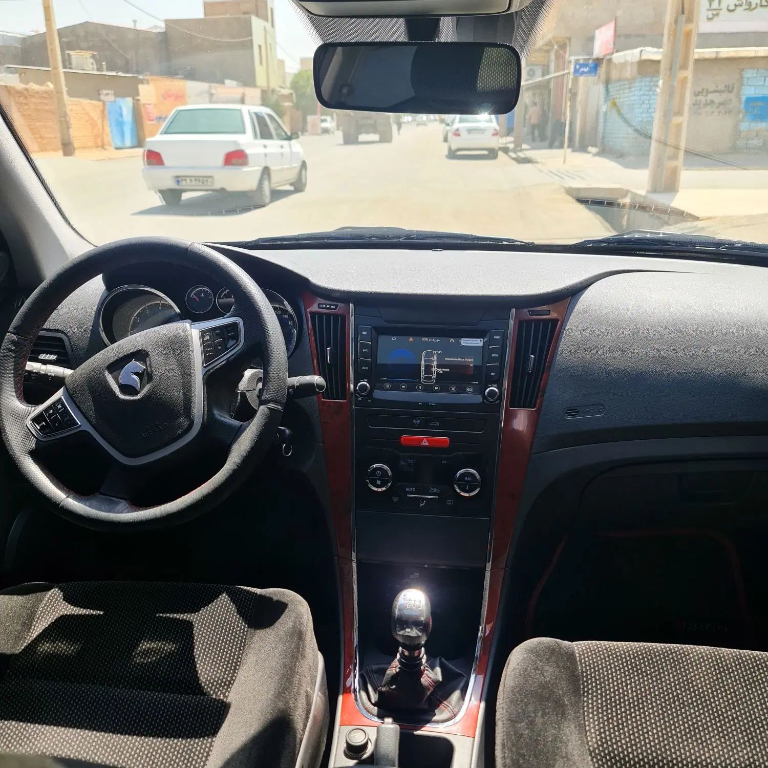 دنا پلاس توربو 6 دنده - 1402