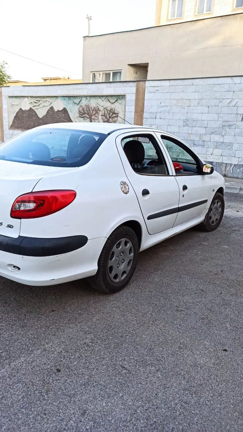 پژو ۲۰۶ صندوق دار v8 - 1396