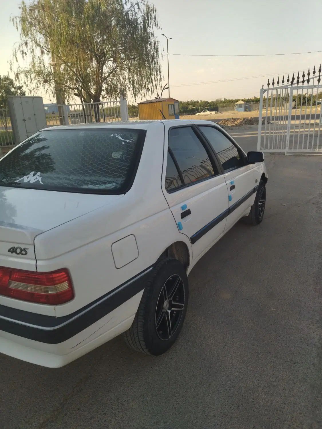 پژو 405 SLX بنزینی TU5 - 1392