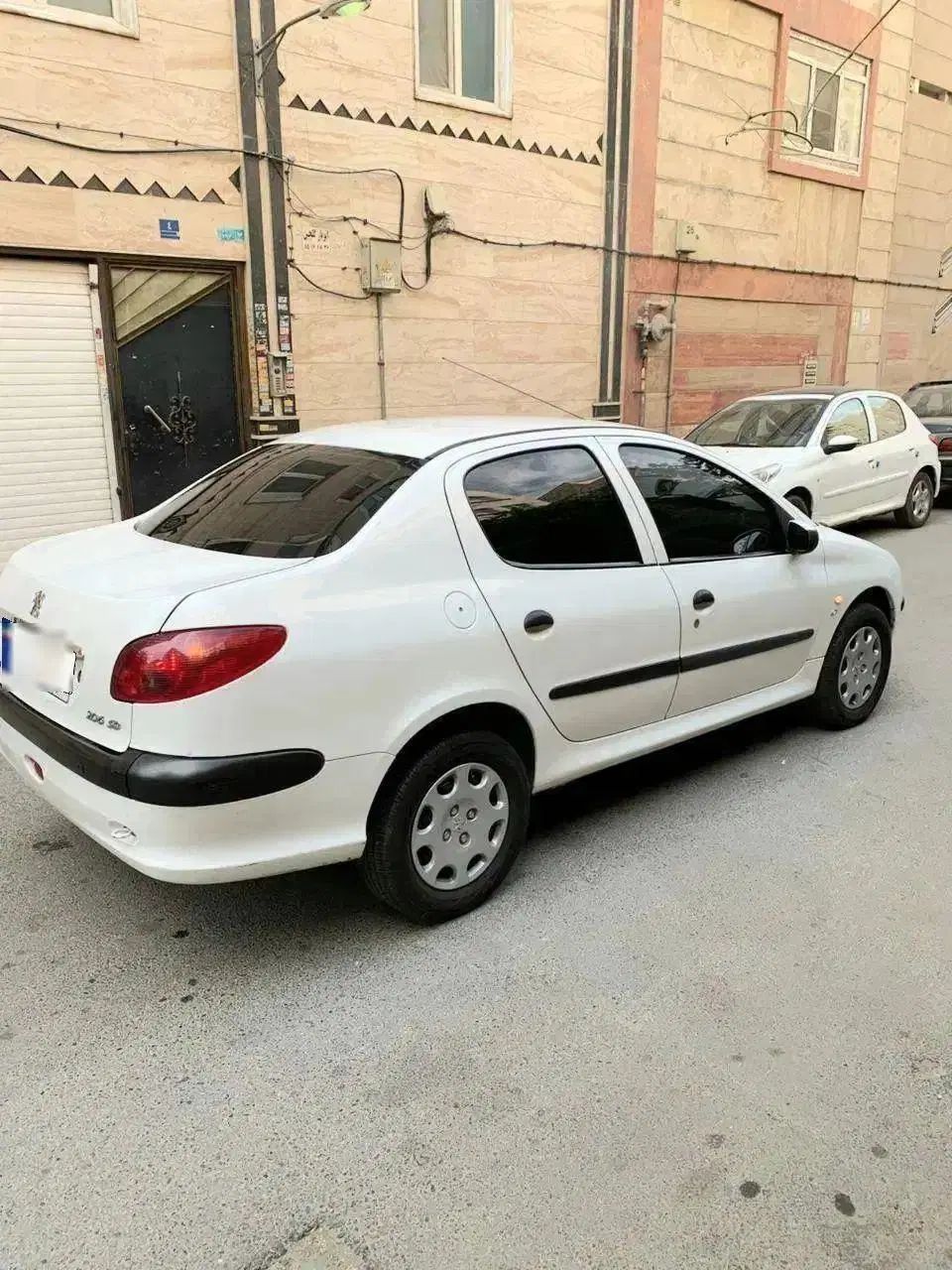 پژو ۲۰۶ صندوق دار v8 - 1399