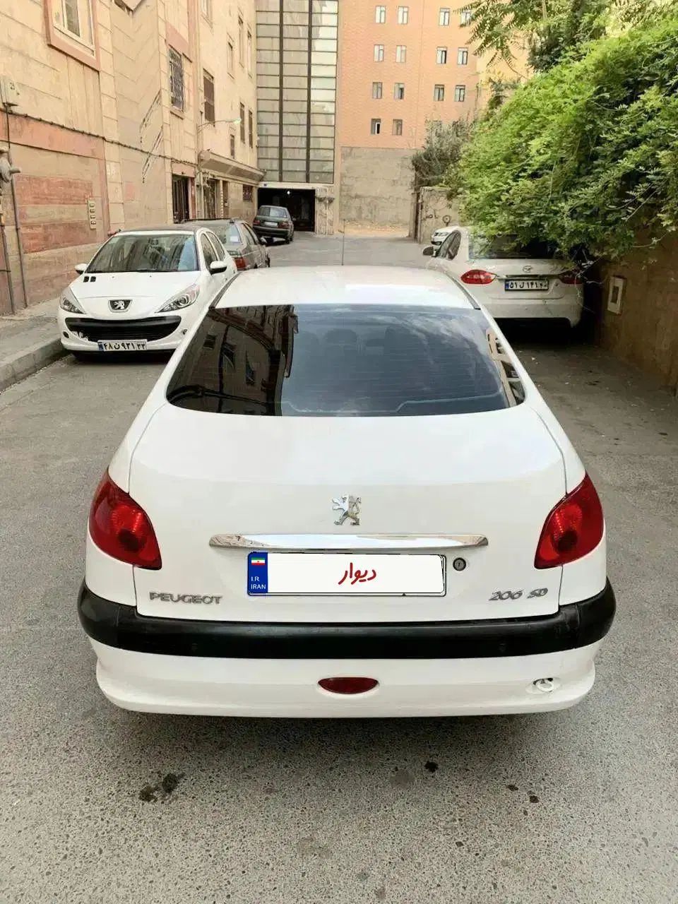 پژو ۲۰۶ صندوق دار v8 - 1399