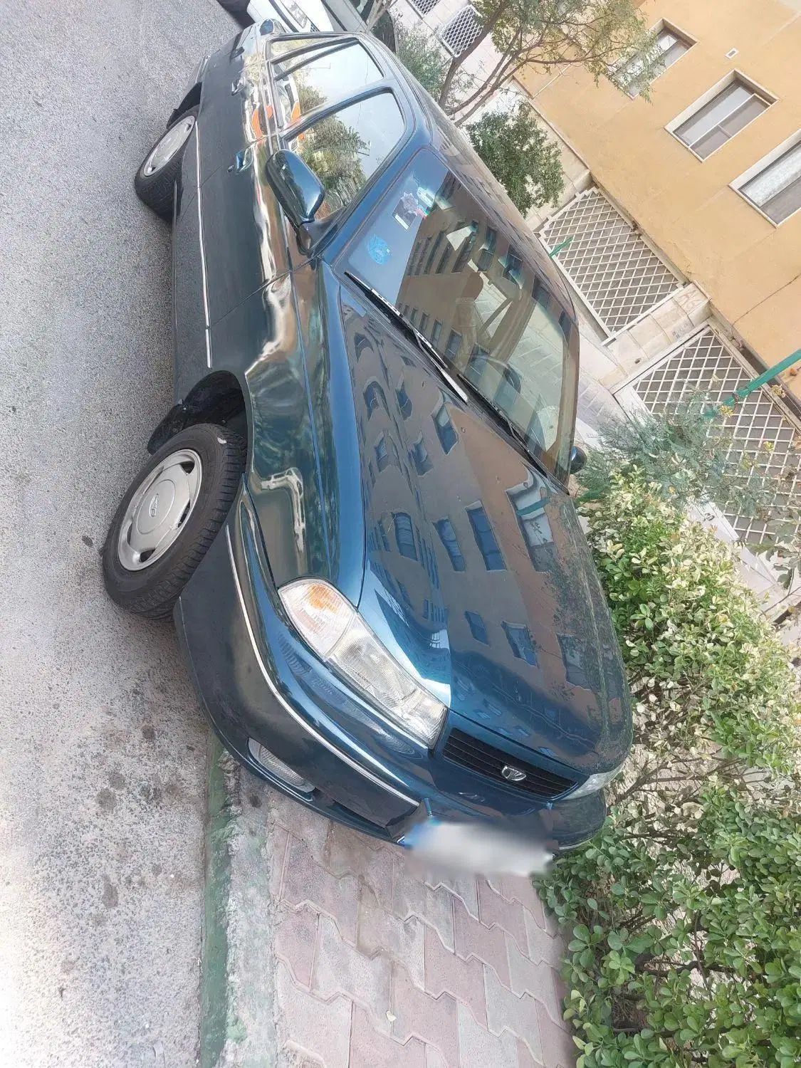 دوو سیلو سدان - 1377