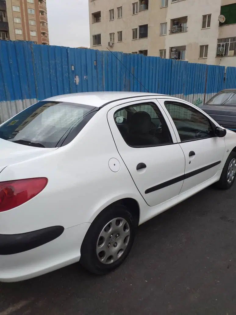 پژو ۲۰۶ صندوق دار v8 - 1399