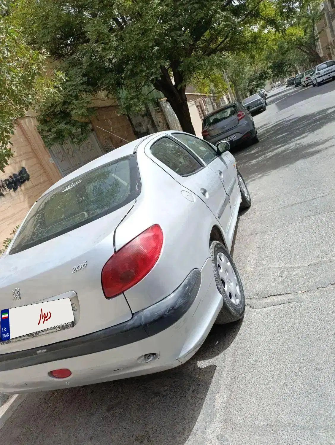پژو ۲۰۶ صندوق دار v20 - 1386