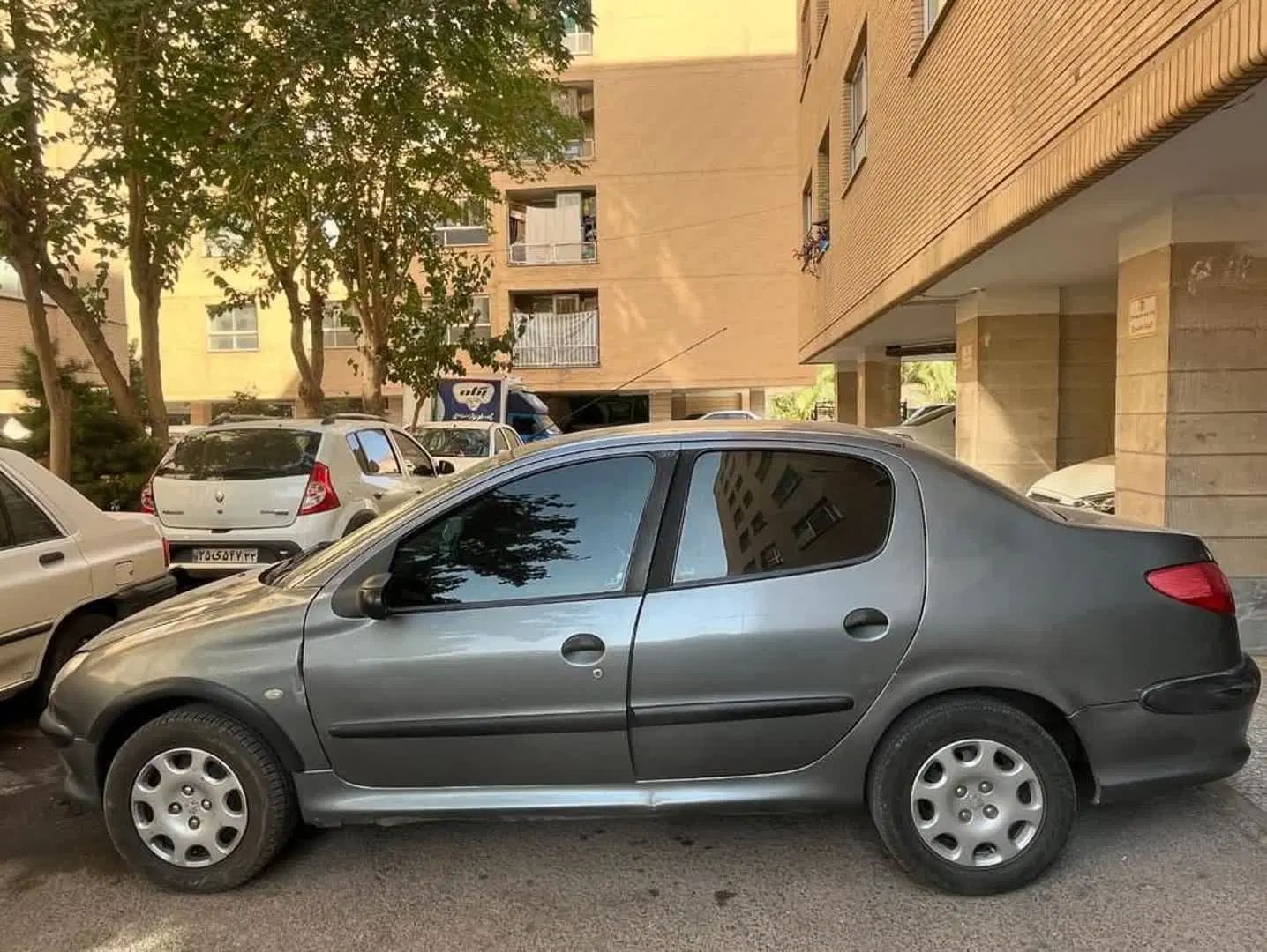 پژو ۲۰۶ صندوق دار v20 - 1387