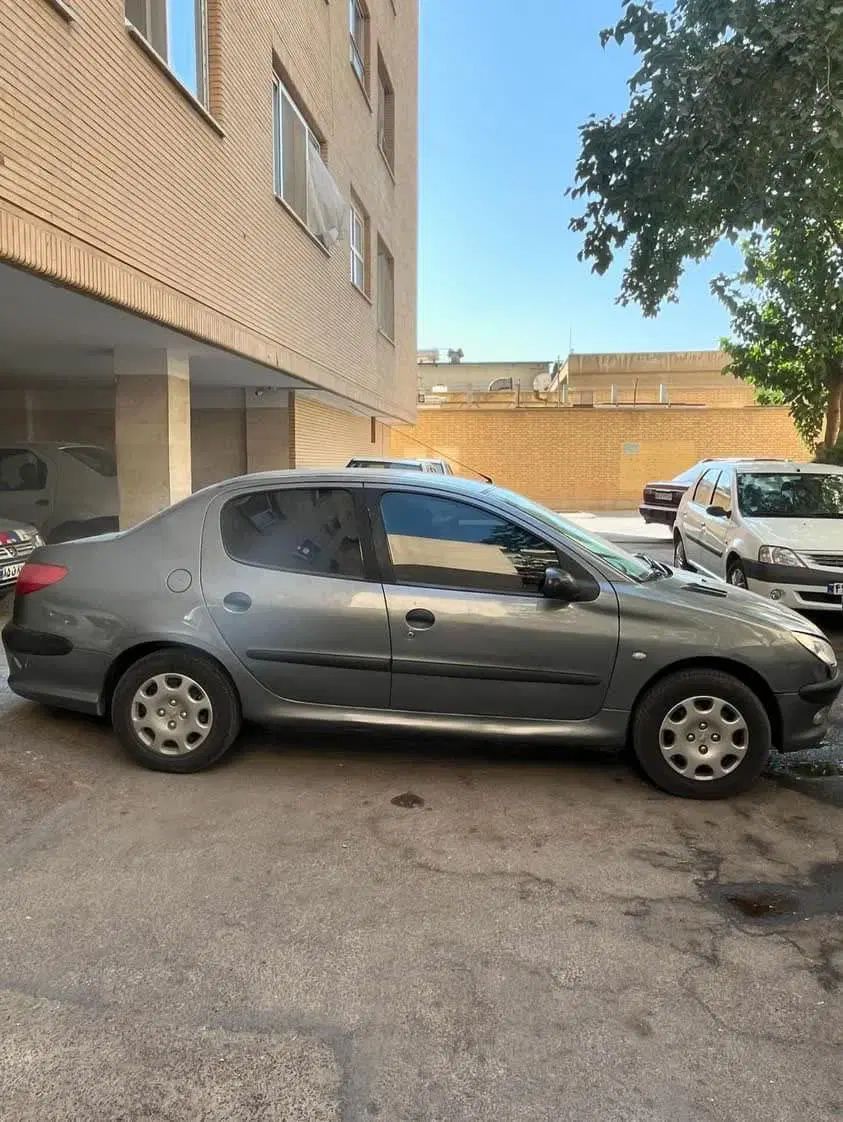 پژو ۲۰۶ صندوق دار v20 - 1387