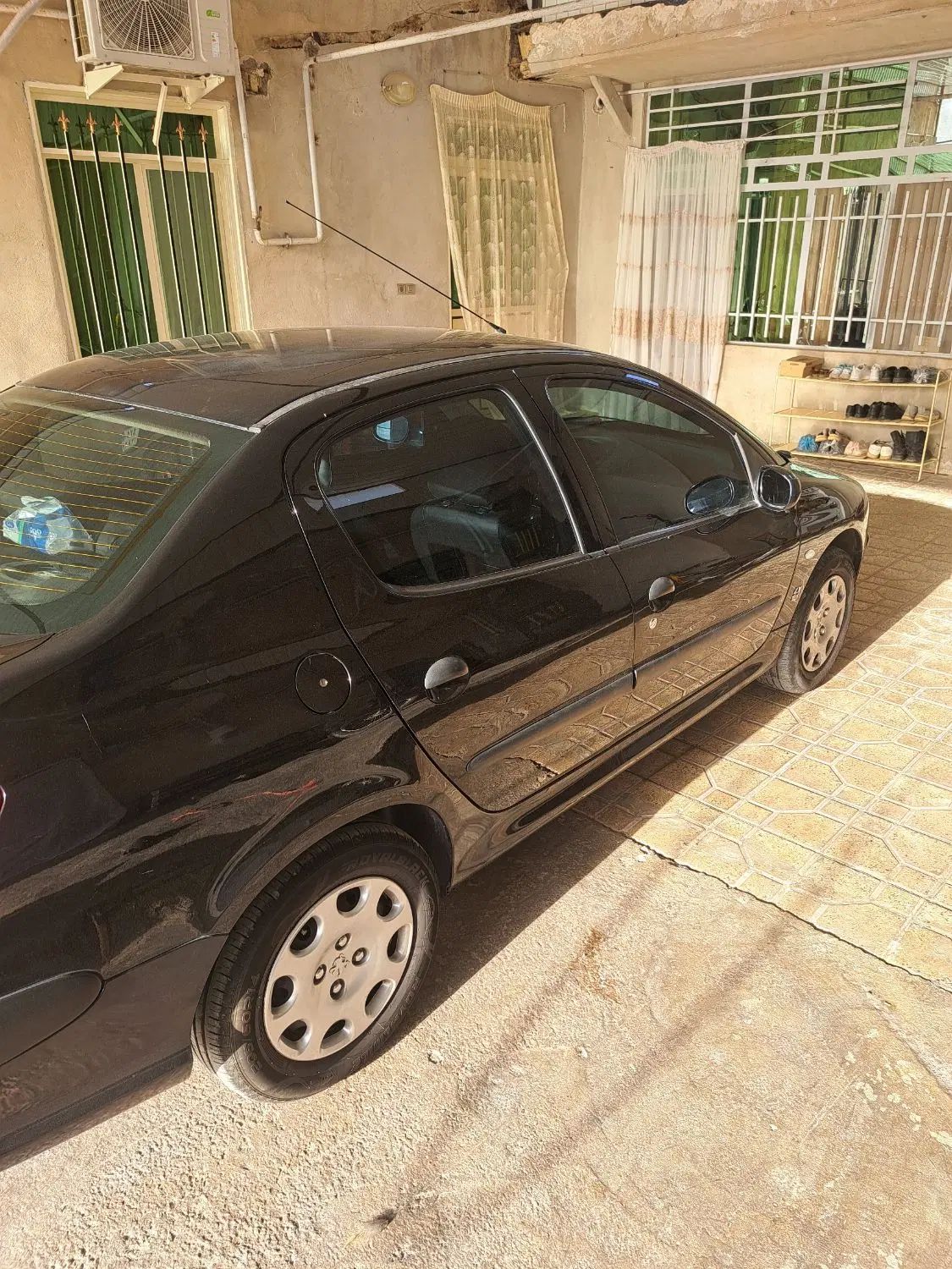 پژو ۲۰۶ صندوق دار v8 - 1394