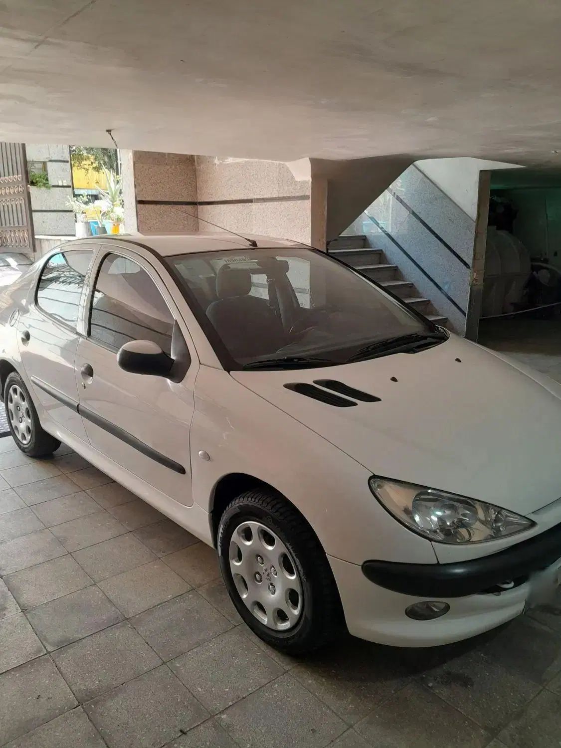 پژو ۲۰۶ صندوق دار v8 - 1397
