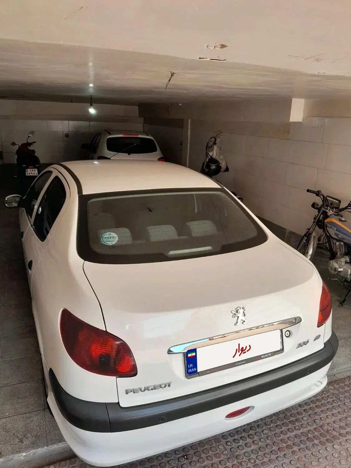 پژو ۲۰۶ صندوق دار v8 - 1397