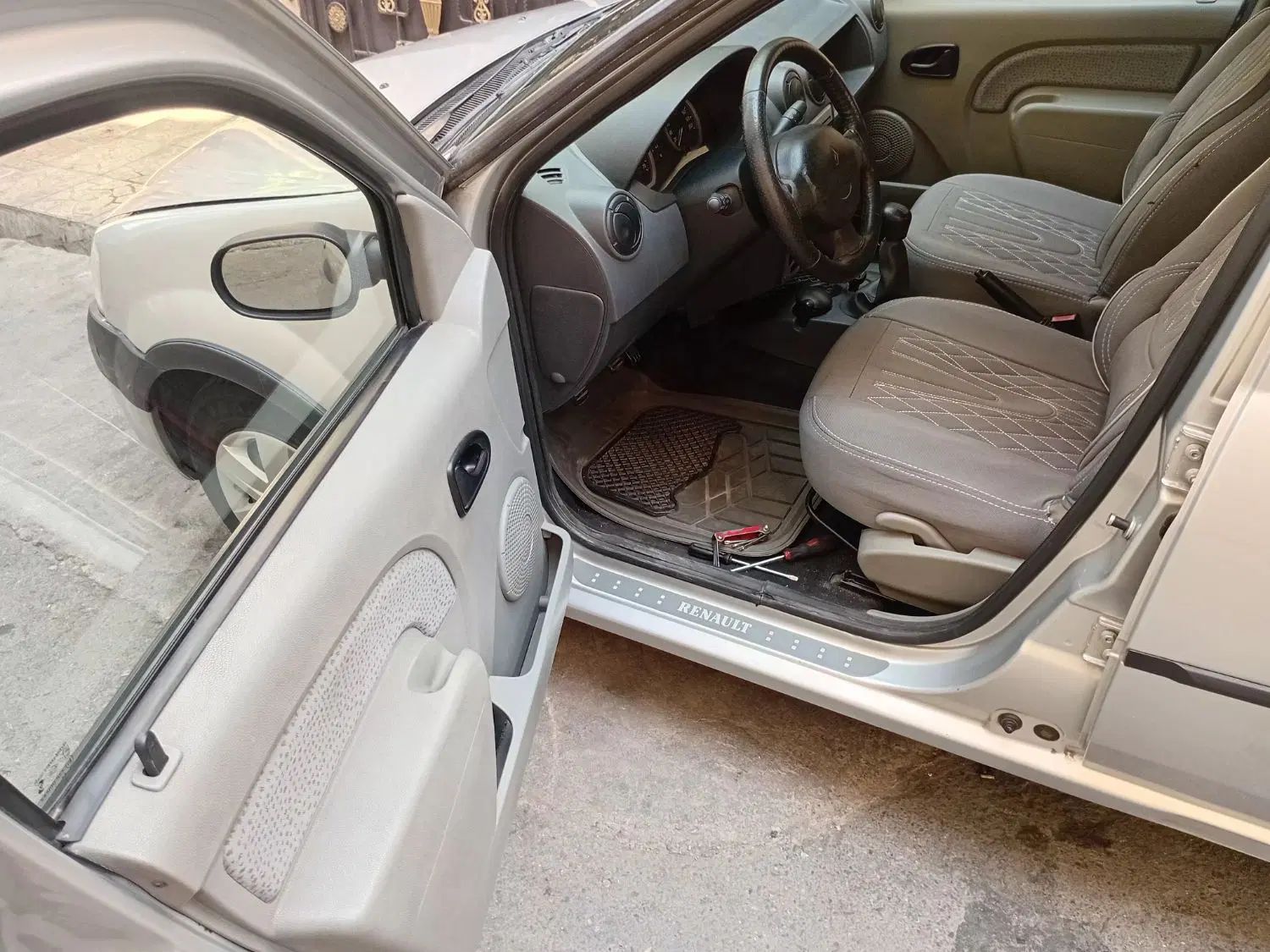 رنو تندر 90 E2 - 1386