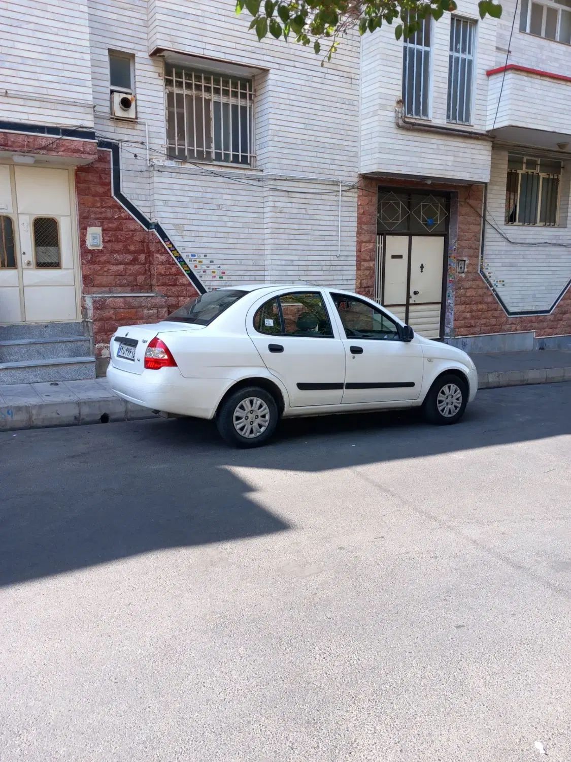 تیبا صندوق دار EX - 1394