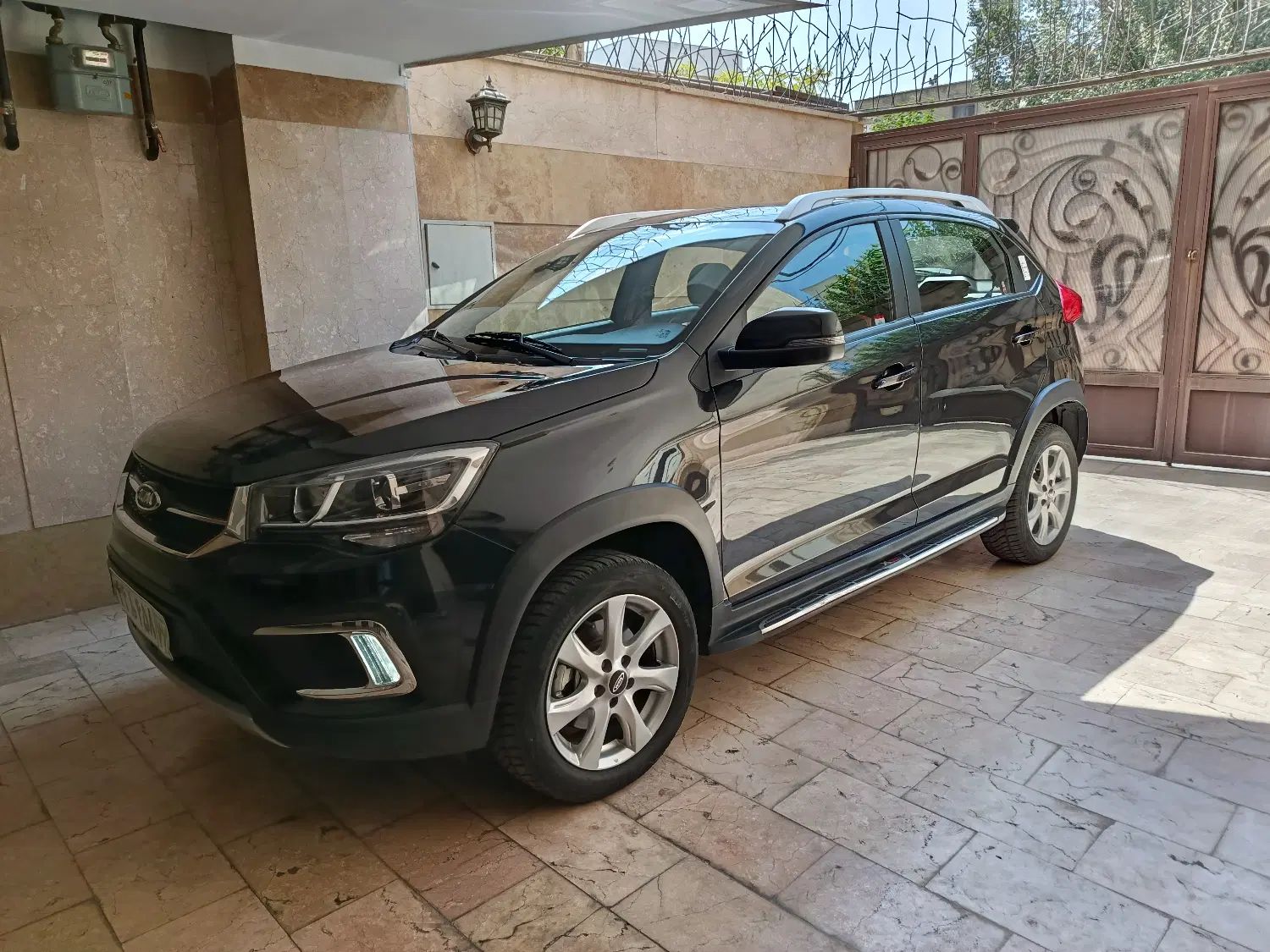 ام وی ام X22 دنده ای اسپرت لاکچری - 1400