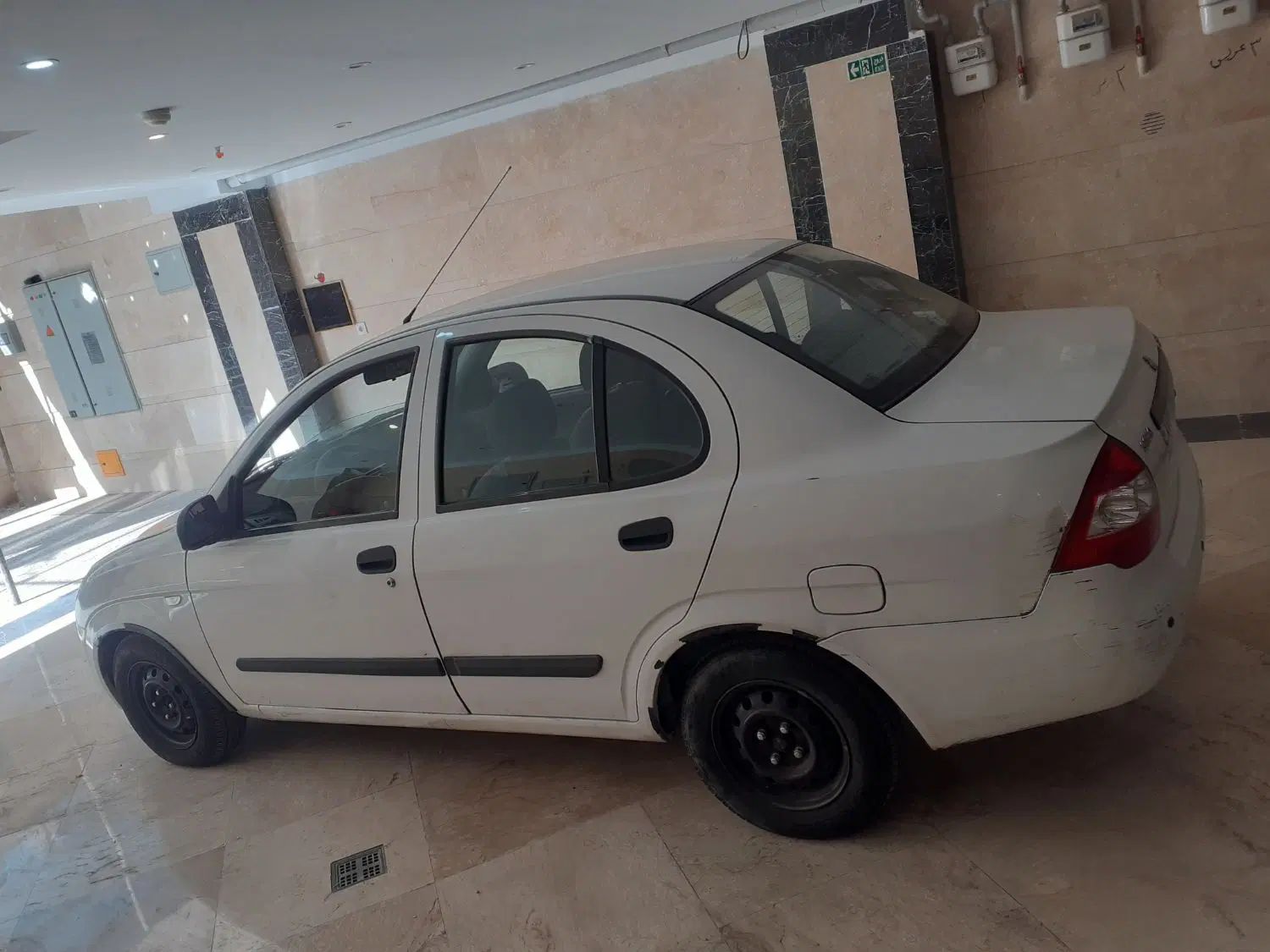 تیبا صندوق دار SX - 1390
