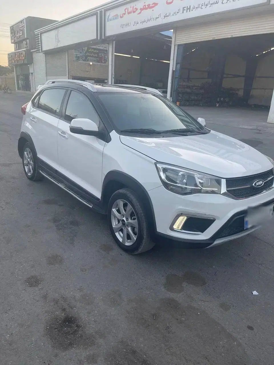 ام وی ام X22 دنده ای اسپرت لاکچری - 1400