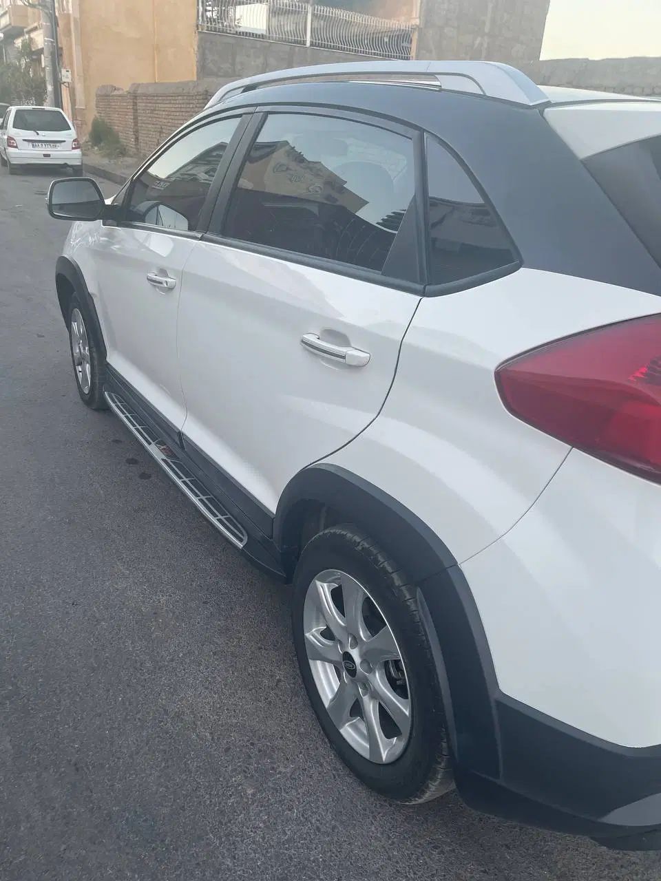 ام وی ام X22 دنده ای اسپرت لاکچری - 1400