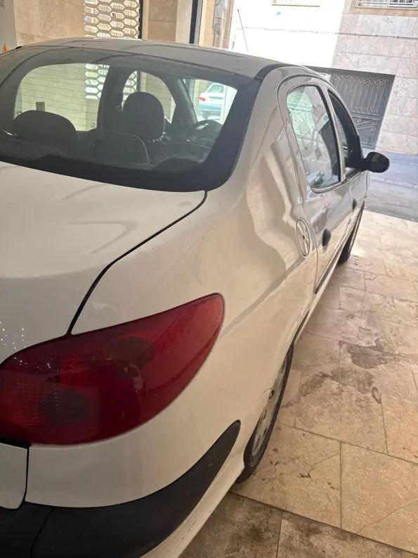 پژو ۲۰۶ صندوق دار v8 - 1396
