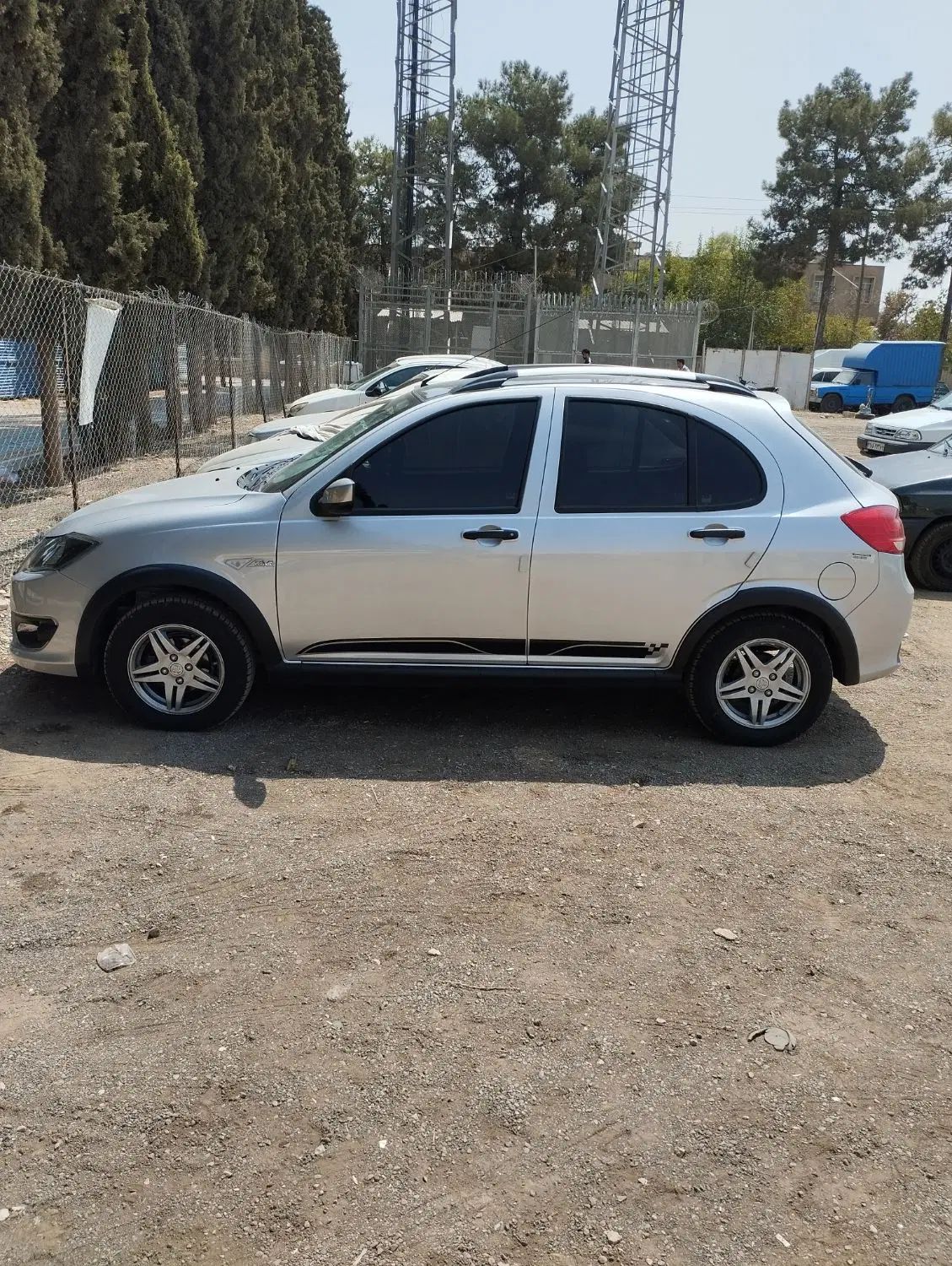 خودرو کوییک، R آگهی ann_20380165