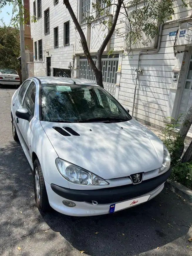 پژو ۲۰۶ صندوق دار v8 - 1397