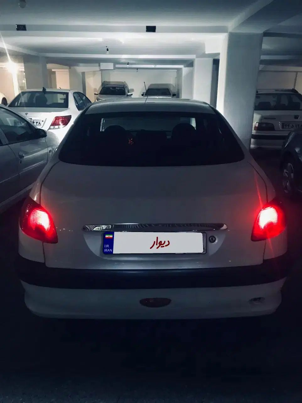 پژو ۲۰۶ صندوق دار v8 - 1390