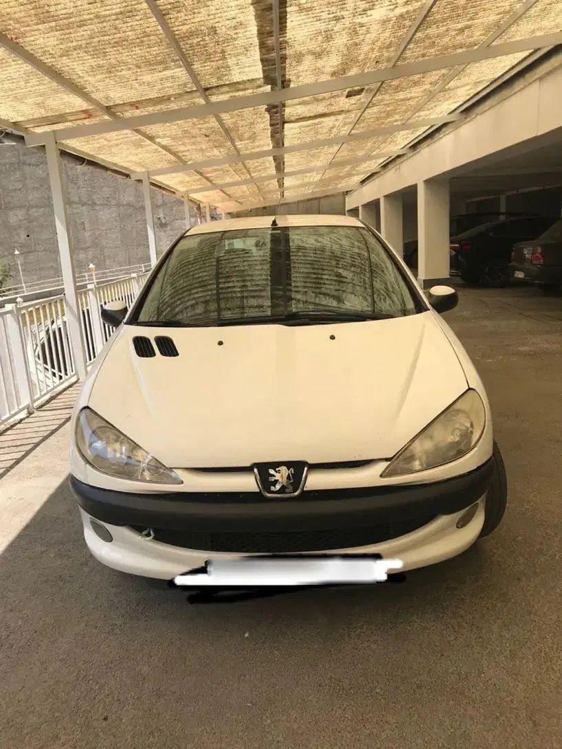 پژو ۲۰۶ صندوق دار v8 - 1390
