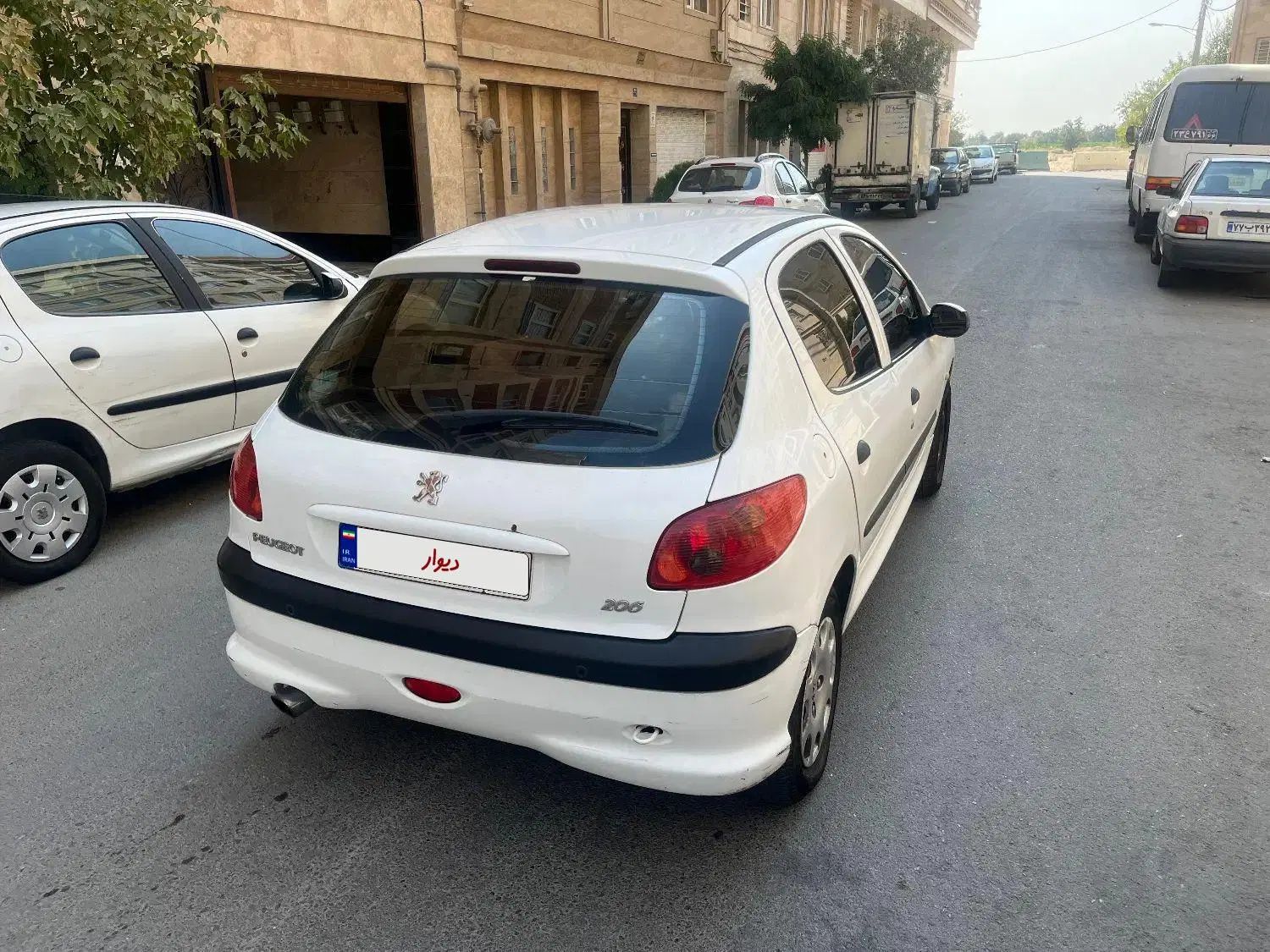 پژو 206 تیپ 5 - 1396