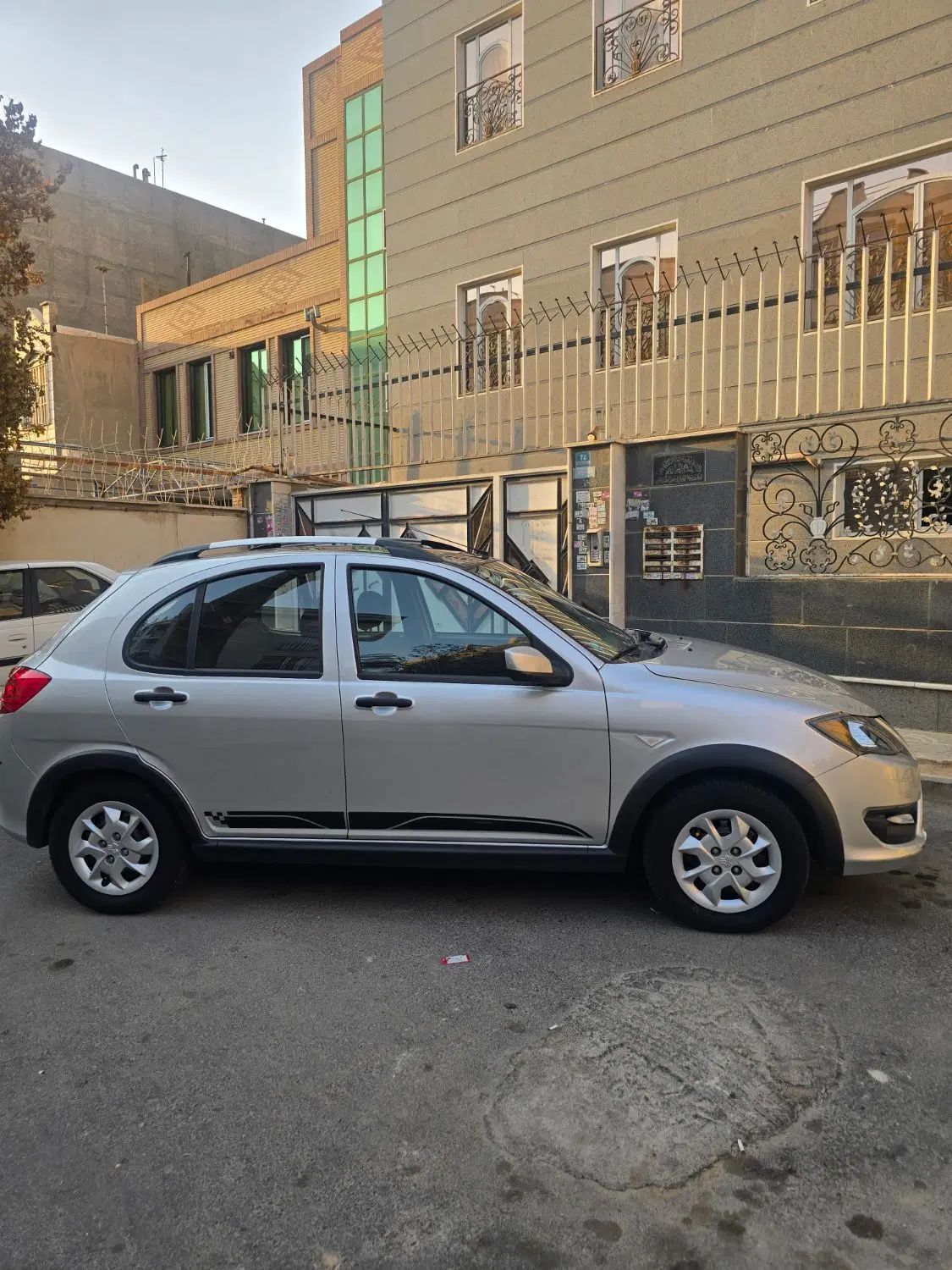 کوییک R دنده‌ای - 1402