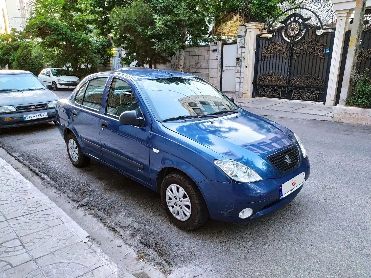 تیبا صندوق دار SX - 1393