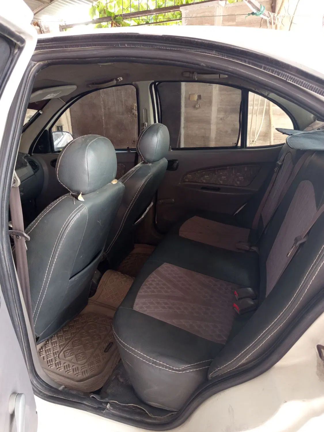 تیبا صندوق دار SL - 1392