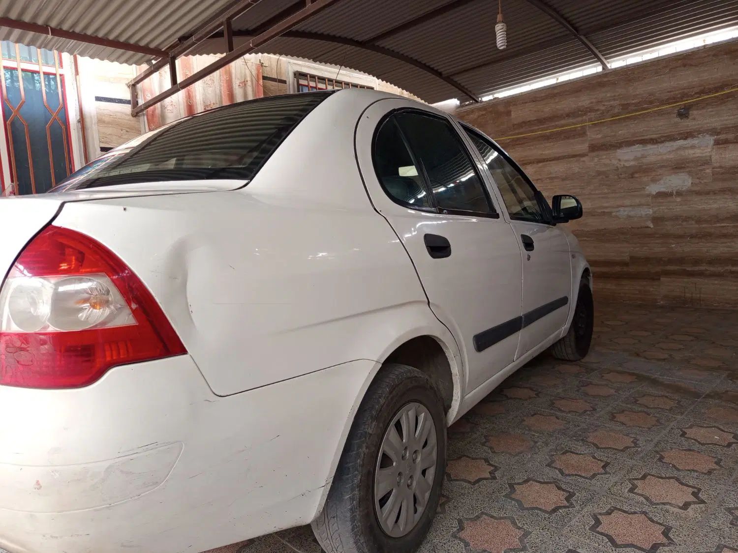 تیبا صندوق دار SL - 1392